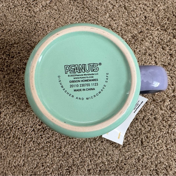 NWT Peanuts Snoopy Easter Egg Mug - Picture 5 of 5